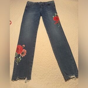 Zara Z1975 Basic Denim Size 4 silk screen floral print ragged hem blue jeans EUC